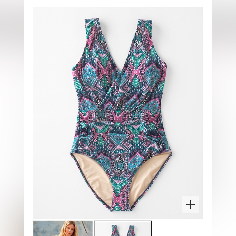 Garnet Hill 6 Ruched Surplice V neck one piece swimsuit